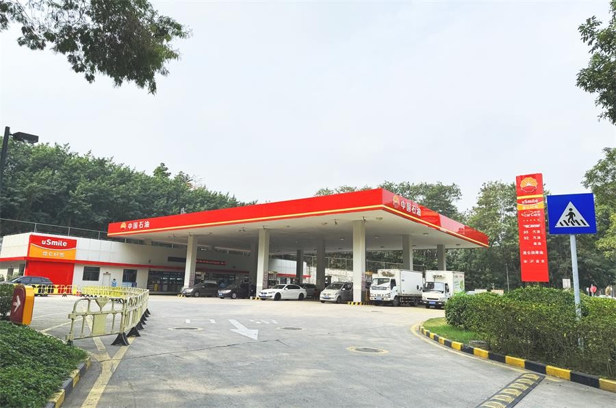 鹽龍加油站（龍崗區鹽龍大道）